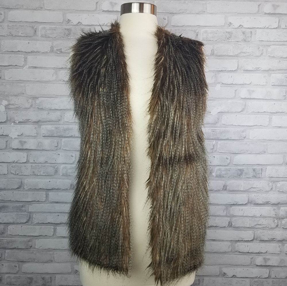 PINK REPUBLIC Faux Fur & Camel Sweater Kni…